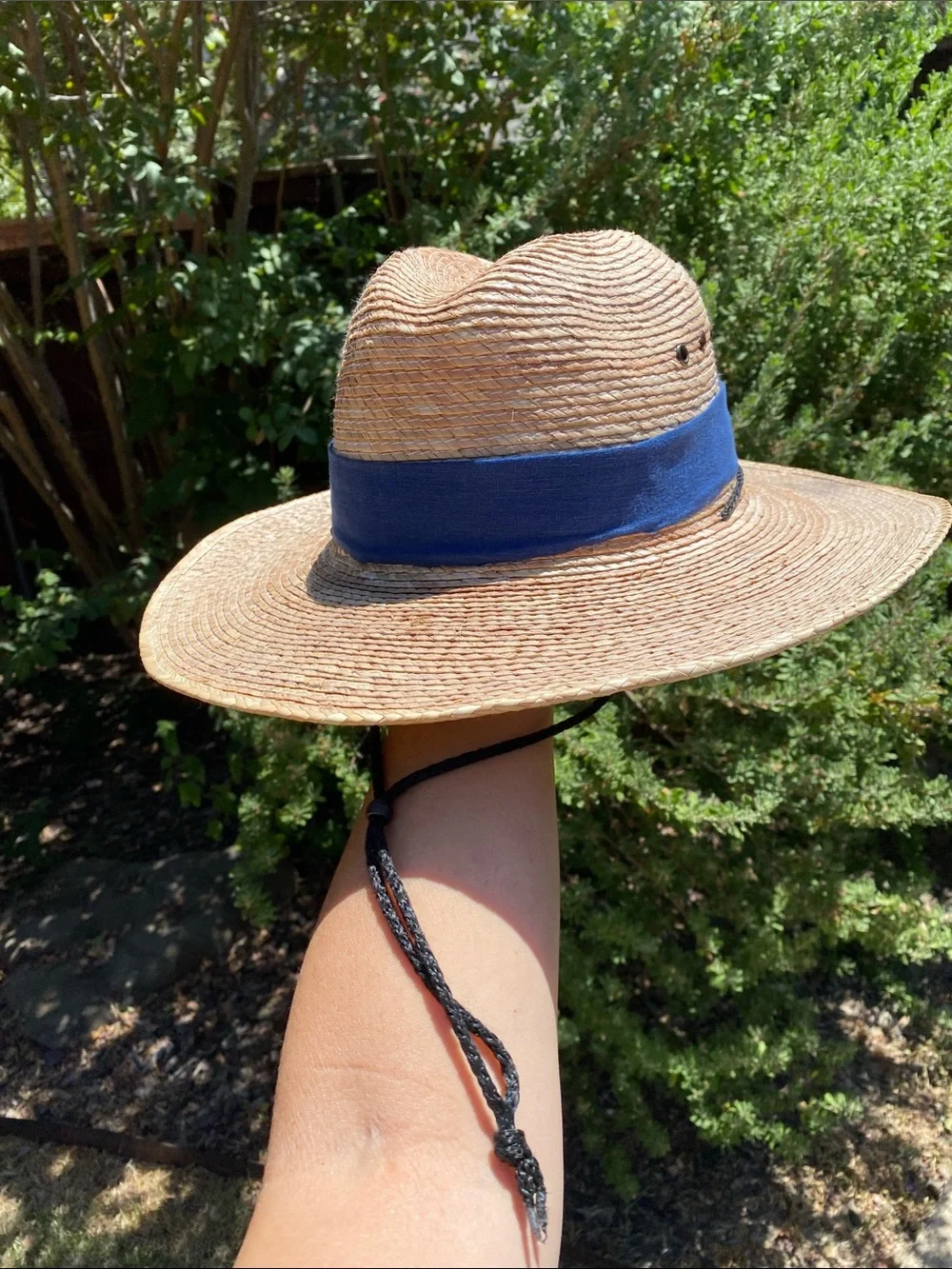 Women's Palm Leaf Straw Wide Brim Sun Hat with Blue Linen Hatband & Chinstrap